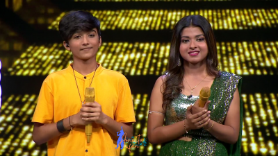 Arunita Kanjilal on SSS2 Day 6 pic- (74)
Captain Arunita Kanjilal had some beautiful moments in Superstar Singer Season 2, Day 6
Picture Courtesy: Sony TV India
Keywords: Arunita Kanjilal;Day 6;Episode 6;Superstar Singer Season 2