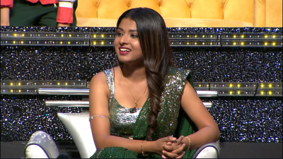 A beautiful picture of Arunita Kanjilal on SSS2 ep5
Captain Arunita Kanjilal had some beautiful moments in Superstar Singer Season 2, Day 5
Picture Courtesy: Sony TV India
Keywords: Arunita Kanjilal;Day 5;Episode 5;Superstar Singer Season 2