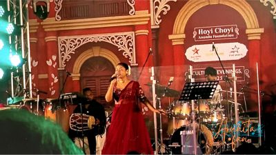 Arunita Kanjilal live in Matunga (2)
HCAF'S Durga Pujo 2025
Hosted by: Hoyi Choyi Anondo Foundation
Address: SNDT Women’s College, Matunga, Mumbai
Date: 1st October, 2025
Picture Credit: arunitakanjilal_admirer

