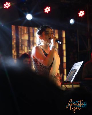 Arunita Kanjilal was live from Behala (2)
Jagadhatri Puja 2025
Dhalipara Sammilani Club
Nov 1, 2025
Keywords: #ArunitaKanjilal #MelodyQueen #ArunitaFan #arunitaInBehala