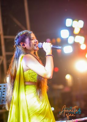 Arunita Kanjilal live in Dhubulia (9)
Hosted by: DHUBULIA COSMOS CLUB 2025
Credit: Effect Studio Live
Nov 17, 2025
Keywords: #ArunitaKanjilal #MelodyQueen #ArunitaFan #arunitaInDhubulia