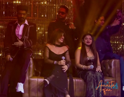 Arunita Kanjilal live in Bengaluru (4)
Arunita Kanjilal live in Bengaluru at a private event, accompanied by Pritam Chakroborty and team
Date: 14th December 2025
