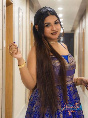 Arunita Kanjilal - Pre Malda concert moment (8)
ইংরেজবাজার পৌরসভার উদ্যোগে মালদা কার্নিভাল ২০২৫
English Bazar Municipality Carnival 2025
Date: 26 DECEMBER 2025
Keywords: #ArunitaKanjilal #MelodyQueen #ArunitaFan #ArunitaLiveInMalda