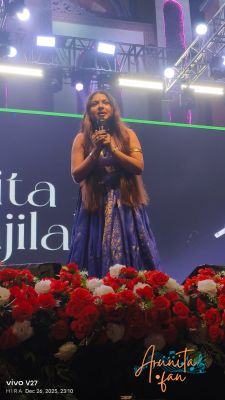 Arunita Kanjilal live in Malda (16)
ইংরেজবাজার পৌরসভার উদ্যোগে মালদা কার্নিভাল ২০২৫
English Bazar Municipality Carnival 2025
Date: 26 DECEMBER 2025
Keywords: #ArunitaKanjilal #MelodyQueen #ArunitaFan #ArunitaLiveInMalda