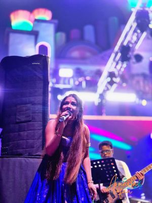 Arunita Kanjilal live in Malda (17)
ইংরেজবাজার পৌরসভার উদ্যোগে মালদা কার্নিভাল ২০২৫
English Bazar Municipality Carnival 2025
Date: 26 DECEMBER 2025
Keywords: #ArunitaKanjilal #MelodyQueen #ArunitaFan #ArunitaLiveInMalda