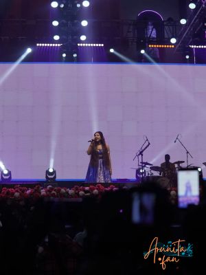 Arunita Kanjilal live in Malda (30)
ইংরেজবাজার পৌরসভার উদ্যোগে মালদা কার্নিভাল ২০২৫
English Bazar Municipality Carnival 2025
Date: 26 DECEMBER 2025
Keywords: #ArunitaKanjilal #MelodyQueen #ArunitaFan #ArunitaLiveInMalda