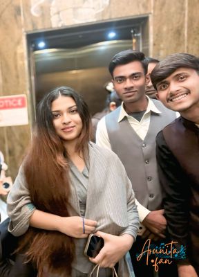 Arunita Kanjilal live at Katwa Sampriti Pouro Mela 2026 (12)
কাটোয়া সম্প্রীতি পৌর মেলা 2026
Date: 4th January 2026
Venue: Katwa Kashiram Das Institution Play Ground
কাটোয়া পৌরসভা পরিচালিত #পৌর_সম্প্রীতি_মেলা_২০২৬।
কাটোয়া পৌর সম্প্রীতি মেলা ২০২৬, পূর্ব বর্ধমান জেলা
স্থান : কাটোয়া কাশীরাম দাস বিদ্যায়তন প্রাঙ্গণ
Keywords: #ArunitaKanjilal #MelodyQueen #ArunitaFan #ArunitaInKatwa