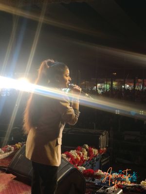 ArunitaKanjilal live at Sahara Bazaar Utsav Krishi O Boimela (10)
Sahara Bazaar Utsav Krishi O Boimela 2026
Date: 7 January 2026
Venue: Sehara Bazar School Footbal Ground, Sehara Bazar, Purba Bardhaman
Sehara Bazar, Sehara, West Bengal 713423, India
Keywords: #seharabazarboimela #ArunitaKanjilal #MelodyQueen #ArunitaFan