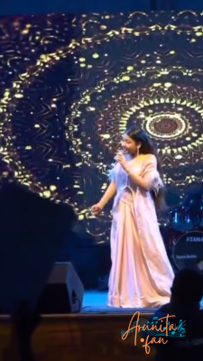 Arunita Kanjilal live at Multai Tapti Mahotsav 2026 (3)
मुलताई ताप्ती महोत्सव
Date: 16 January 2026
Credit: Culture Department Madhya Pradesh
Venue: हाई स्कूल मैदान, मुलताई, Madhya Pradesh
Keywords: #ArunitaKanjilal #MelodyQueen #ArunitaFan #TaptiFestival2026 #taptimahotsav