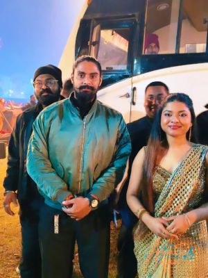 Arunita Kanjilal with fans at PEDiCON 2026
PEDiCON 2026, Kolkata with Team Pritam
Date: 19 January 2026
63rd Annual Conference of the Indian Academy of Pediatrics
Biswa Bangla Convention Centre, Newtown, Kolkata
