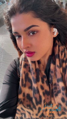 Arunita Kanjilal performed live in Doha (1)
Arunita Kanjilal performed live in Doha with #TeamPritam
Keywords: #ArunitaKanjilal #MelodyQueen #ArunitaFan #arunitaInDoha