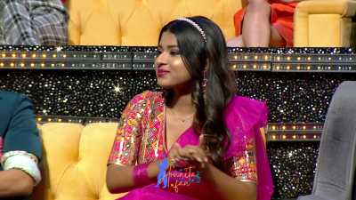 Arunita Kanjilal on SSS2 Day 27 pic- (15)
Captain Arunita Kanjilal's some special moments in Superstar Singer Season 2, Day 27
Broadcast Date: 23rd July 2022
Picture Courtesy: Sony TV India
Keywords: Arunita Kanjilal;Day 27;Episode 27;Superstar Singer Season 2