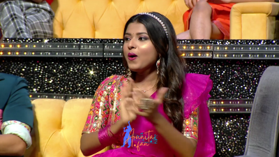 Arunita Kanjilal on SSS2 Day 27 pic- (4)
Captain Arunita Kanjilal's some special moments in Superstar Singer Season 2, Day 27
Broadcast Date: 23rd July 2022
Picture Courtesy: Sony TV India
Keywords: Arunita Kanjilal;Day 27;Episode 27;Superstar Singer Season 2