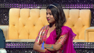 Arunita Kanjilal on SSS2 Day 27 pic- (47)
Captain Arunita Kanjilal's some special moments in Superstar Singer Season 2, Day 27
Broadcast Date: 23rd July 2022
Picture Courtesy: Sony TV India
Keywords: Arunita Kanjilal;Day 27;Episode 27;Superstar Singer Season 2