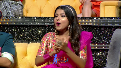 Arunita Kanjilal on SSS2 Day 27 pic- (5)
Captain Arunita Kanjilal's some special moments in Superstar Singer Season 2, Day 27
Broadcast Date: 23rd July 2022
Picture Courtesy: Sony TV India
Keywords: Arunita Kanjilal;Day 27;Episode 27;Superstar Singer Season 2