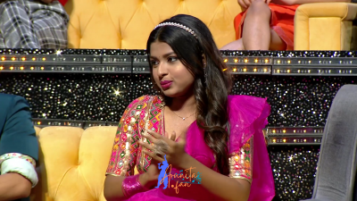 Arunita Kanjilal on SSS2 Day 27 pic- (67)
Captain Arunita Kanjilal's some special moments in Superstar Singer Season 2, Day 27
Broadcast Date: 23rd July 2022
Picture Courtesy: Sony TV India
Keywords: Arunita Kanjilal;Day 27;Episode 27;Superstar Singer Season 2