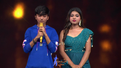 Arunita Kanjilal on SSS2 Day 8 Pic-11
Captain Arunita Kanjilal 's some beautiful moments in Super Star Singer 2, Day 8
Broadcast Date: 15th May 2022
Picture Courtesy: Sony TV India
NO COPYRIGHT INFRINGEMENT INTENDED
Keywords: Arunita Kanjilal, Super Star Singer 2, arunita, Day 8