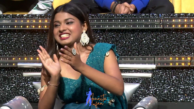 Arunita Kanjilal on SSS2 Day 8 Pic-38
Captain Arunita Kanjilal 's some beautiful moments in Super Star Singer 2, Day 8
Broadcast Date: 15th May 2022
Picture Courtesy: Sony TV India
NO COPYRIGHT INFRINGEMENT INTENDED
Keywords: Arunita Kanjilal, Super Star Singer 2, arunita, Day 8