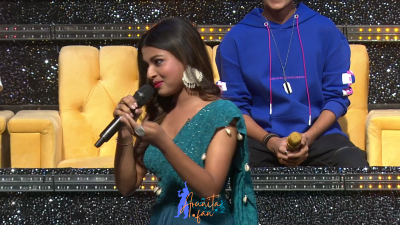 Arunita Kanjilal on SSS2 Day 8 Pic-53
Captain Arunita Kanjilal 's some beautiful moments in Super Star Singer 2, Day 8
Broadcast Date: 15th May 2022
Picture Courtesy: Sony TV India
NO COPYRIGHT INFRINGEMENT INTENDED
Keywords: Arunita Kanjilal, Super Star Singer 2, arunita, Day 8