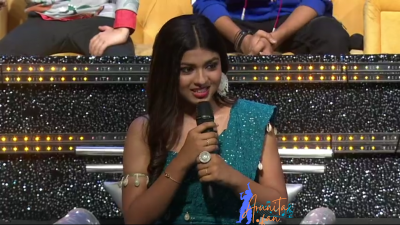 Arunita Kanjilal on SSS2 Day 7 Pic- (20)
Captain Arunita Kanjilal 's some beautiful moments in Super Star Singer 2, Day 7
Broadcast Date: 14th May 2022
Picture Courtesy: Sony TV India
NO COPYRIGHT INFRINGEMENT INTENDED
Keywords: Arunita Kanjilal, Super Star Singer 2, arunita, Day 7