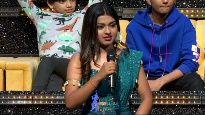 Arunita Kanjilal on SSS2 Day 7 Pic- (28)
Captain Arunita Kanjilal 's some beautiful moments in Super Star Singer 2, Day 7
Broadcast Date: 14th May 2022
Picture Courtesy: Sony TV India
NO COPYRIGHT INFRINGEMENT INTENDED
Keywords: Arunita Kanjilal, Super Star Singer 2, arunita, Day 7