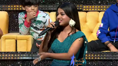 Arunita Kanjilal on SSS2 Day 7 Pic- (7)
Captain Arunita Kanjilal 's some beautiful moments in Super Star Singer 2, Day 7
Broadcast Date: 14th May 2022
Picture Courtesy: Sony TV India
NO COPYRIGHT INFRINGEMENT INTENDED
Keywords: Arunita Kanjilal, Super Star Singer 2, arunita, Day 7