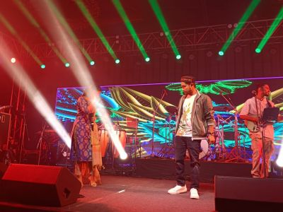 Live in concert Kolkata (18)
Live in concert Kolkata
Singers: Arunita Kanjilal and Pawandeep Rajan
Date: 16 July 2022
Location:
Place Taal Kutir Convention Center
Eco Park, Kolkata, WB, India
Keywords: Live in concert Kolkata;16 July 2022;Taal Kutir;Arunita Kanjilal