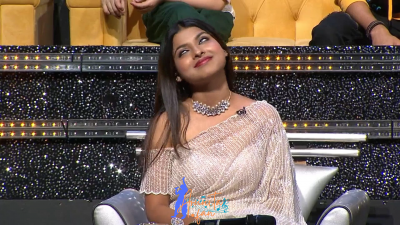 Arunita Kanjilal on SSS2 Day 9 Pic- (2)
Captain Arunita Kanjilal 's some beautiful moments in Super Star Singer 2, Day 9
Broadcast Date: 21st May 2022
Picture Courtesy: Sony TV India
NO COPYRIGHT INFRINGEMENT INTENDED
Keywords: Arunita Kanjilal, Super Star Singer 2, arunita, Day 9