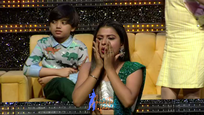 Pic 4: Arunita Kanjilal on SSS2 Day 14
Captain Arunita Kanjilal 's some beautiful moments in Super Star Singer 2, Day 14
Broadcast Date: 5th June 2022
Picture Courtesy: Sony TV India
NO COPYRIGHT INFRINGEMENT INTENDED
Keywords: Arunita Kanjilal, Super Star Singer 2, arunita, Day 14