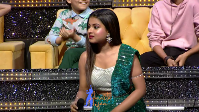 Arunita Kanjilal on SSS2 Day 13 Pic- (4)
Captain Arunita Kanjilal 's some beautiful moments in Super Star Singer 2, Day 13
Broadcast Date: 4th June 2022
Picture Courtesy: Sony TV India
NO COPYRIGHT INFRINGEMENT INTENDED
Keywords: Arunita Kanjilal, Super Star Singer 2, arunita, Day 13