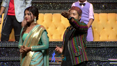 Arunita Kanjilal on SSS2 Day 30 pic- (9)
Captain Arunita Kanjilal's some special moments in Superstar Singer Season 2, Day 30
Broadcast Date: 31st July 2022
Picture Courtesy: Sony TV India
Keywords: Arunita Kanjilal;Day 30;Episode 30;Superstar Singer Season 2