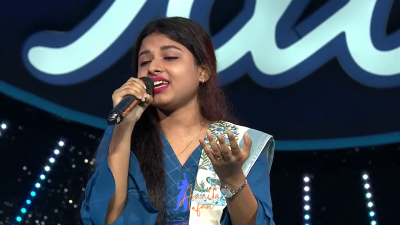 Arunita Appearance 1 episode 3 of Indian Idol 12 (62)
Arunita Kanjilal's 1st Appearance was on episode 3 of Indian Idol 12
Song: Ae Ri Pawan
Broadcast Date: 5 December 2020
Courtesy: Set India
Keywords: Arunita Kanjilal;Indian Idol 12;episode 3;Appearance 1
