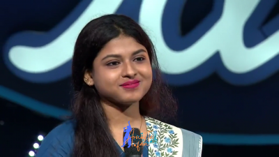 Arunita Appearance 1 episode 3 of Indian Idol 12 (84)
Arunita Kanjilal's 1st Appearance was on episode 3 of Indian Idol 12
Song: Ae Ri Pawan
Broadcast Date: 5 December 2020
Courtesy: Set India
Keywords: Arunita Kanjilal;Indian Idol 12;episode 3;Appearance 1