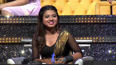 Pic 3: Arunita Kanjilal on SSS2 Day 15
Captain Arunita Kanjilal 's some beautiful moments in Super Star Singer 2, Day 15
Picture Courtesy: Sony TV India
NO COPYRIGHT INFRINGEMENT INTENDED
Keywords: Arunita Kanjilal, Super Star Singer 2, arunita, Day 15