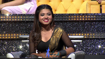 Pic 4: Arunita Kanjilal on SSS2 Day 15
Captain Arunita Kanjilal 's some beautiful moments in Super Star Singer 2, Day 15
Picture Courtesy: Sony TV India
NO COPYRIGHT INFRINGEMENT INTENDED
Keywords: Arunita Kanjilal, Super Star Singer 2, arunita, Day 15