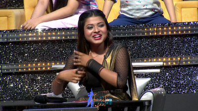 Pic 7: Arunita Kanjilal on SSS2 Day 15
Captain Arunita Kanjilal 's some beautiful moments in Super Star Singer 2, Day 15
Picture Courtesy: Sony TV India
NO COPYRIGHT INFRINGEMENT INTENDED
Keywords: Arunita Kanjilal, Super Star Singer 2, arunita, Day 15