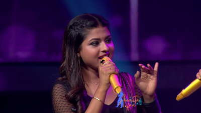 Pic 81: Arunita Kanjilal on SSS2 Day 15
Captain Arunita Kanjilal 's some beautiful moments in Super Star Singer 2, Day 15
Picture Courtesy: Sony TV India
NO COPYRIGHT INFRINGEMENT INTENDED
Keywords: Arunita Kanjilal, Super Star Singer 2, arunita, Day 15