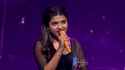 Arunita Kanjilal on SSS2 Day 15 pic-87
Captain Arunita Kanjilal had some beautiful moments in Superstar Singer Season 2, Day 15
Picture Courtesy: Sony TV India
Keywords: Arunita Kanjilal;Day 15;Episode 15;Superstar Singer Season 2