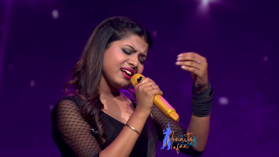 Arunita Kanjilal on SSS2 Day 15 pic-92
Captain Arunita Kanjilal had some beautiful moments in Superstar Singer Season 2, Day 15
Picture Courtesy: Sony TV India
Keywords: Arunita Kanjilal;Day 15;Episode 15;Superstar Singer Season 2