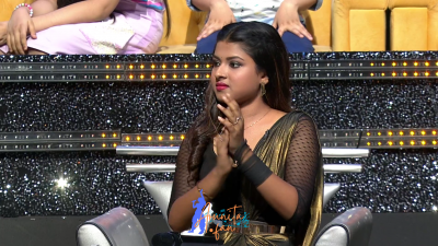 Pic 76: Arunita Kanjilal on SSS2 Day 16
Captain Arunita Kanjilal 's some beautiful moments in Super Star Singer 2, Day 16
Picture Courtesy: Sony Tv India
NO COPYRIGHT INFRINGEMENT INTENDED
Keywords: Arunita Kanjilal, Super Star Singer 2, arunita