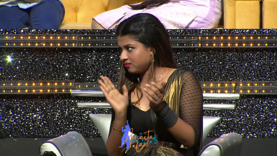 Pic 29: Arunita Kanjilal on SSS2 Day 16
Captain Arunita Kanjilal 's some beautiful moments in Super Star Singer 2, Day 16
Picture Courtesy: Sony Tv India
NO COPYRIGHT INFRINGEMENT INTENDED
Keywords: Arunita Kanjilal, Super Star Singer 2, arunita