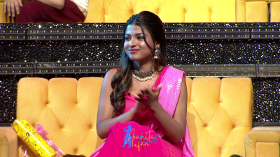 Arunita Kanjilal on SSS2 Day 31 pic- (11)
Captain Arunita Kanjilal's some special moments in Superstar Singer Season 2, Day 31
Broadcast Date: 6th August 2022
Picture Courtesy: Sony TV India
Keywords: Arunita Kanjilal;Day 31;Episode 31;Superstar Singer Season 2