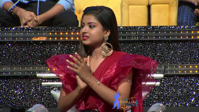 Arunita Kanjilal on SSS2 Day 17 pic- (35)
Captain Arunita Kanjilal 's some beautiful moments in Super Star Singer 2, Day 17
Broadcast Date: 18th June 2022
Picture Courtesy: Sony TV India
NO COPYRIGHT INFRINGEMENT INTENDED
Keywords: Arunita Kanjilal;Day 17;Episode 17;Superstar Singer Season 2