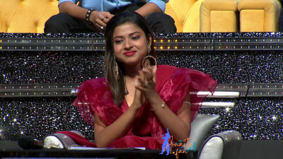 Arunita Kanjilal on SSS2 Day 17 pic- (54)
Captain Arunita Kanjilal 's some beautiful moments in Super Star Singer 2, Day 17
Broadcast Date: 18th June 2022
Picture Courtesy: Sony TV India
NO COPYRIGHT INFRINGEMENT INTENDED
Keywords: Arunita Kanjilal;Day 17;Episode 17;Superstar Singer Season 2