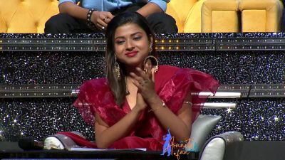 Arunita Kanjilal on SSS2 Day 17 pic- (55)
Captain Arunita Kanjilal 's some beautiful moments in Super Star Singer 2, Day 17
Broadcast Date: 18th June 2022
Picture Courtesy: Sony TV India
NO COPYRIGHT INFRINGEMENT INTENDED
Keywords: Arunita Kanjilal;Day 17;Episode 17;Superstar Singer Season 2