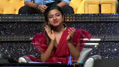 Arunita Kanjilal on SSS2 Day 17 pic- (59)
Captain Arunita Kanjilal 's some beautiful moments in Super Star Singer 2, Day 17
Broadcast Date: 18th June 2022
Picture Courtesy: Sony TV India
NO COPYRIGHT INFRINGEMENT INTENDED
Keywords: Arunita Kanjilal;Day 17;Episode 17;Superstar Singer Season 2