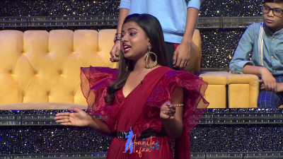 Arunita Kanjilal on SSS2 Day 18 pic- (11)
Captain Arunita Kanjilal 's some beautiful moments in Superstar Singer Season 2, Day 18
Broadcast Date: 19th June 2022
Picture Courtesy: Sony TV India
NO COPYRIGHT INFRINGEMENT INTENDED
Keywords: Arunita Kanjilal;Day 18;Episode 18;Superstar Singer Season 2