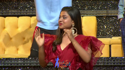 Arunita Kanjilal on SSS2 Day 18 pic- (5)
Captain Arunita Kanjilal 's some beautiful moments in Superstar Singer Season 2, Day 18
Broadcast Date: 19th June 2022
Picture Courtesy: Sony TV India
NO COPYRIGHT INFRINGEMENT INTENDED
Keywords: Arunita Kanjilal;Day 18;Episode 18;Superstar Singer Season 2