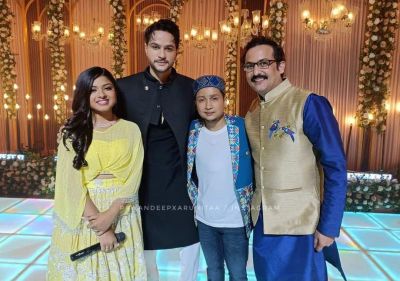 With TV Actors
Arunita Kanjilal & Pawandeep Rajan with TV Actors
Keywords: Arunita Kanjilal;TV Actors