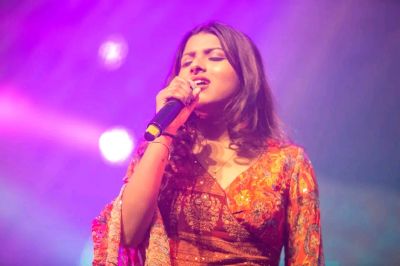 1658895720623
Keywords: Arunita Kanjilal; Israel Concert